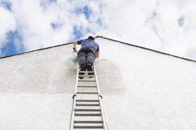 Peinture extérieure à Courgent — façades et ravalement